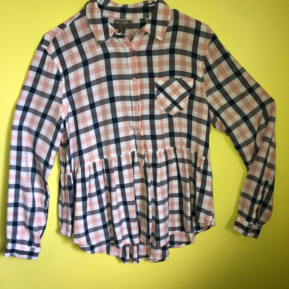 shirt - Picture 1 of 2